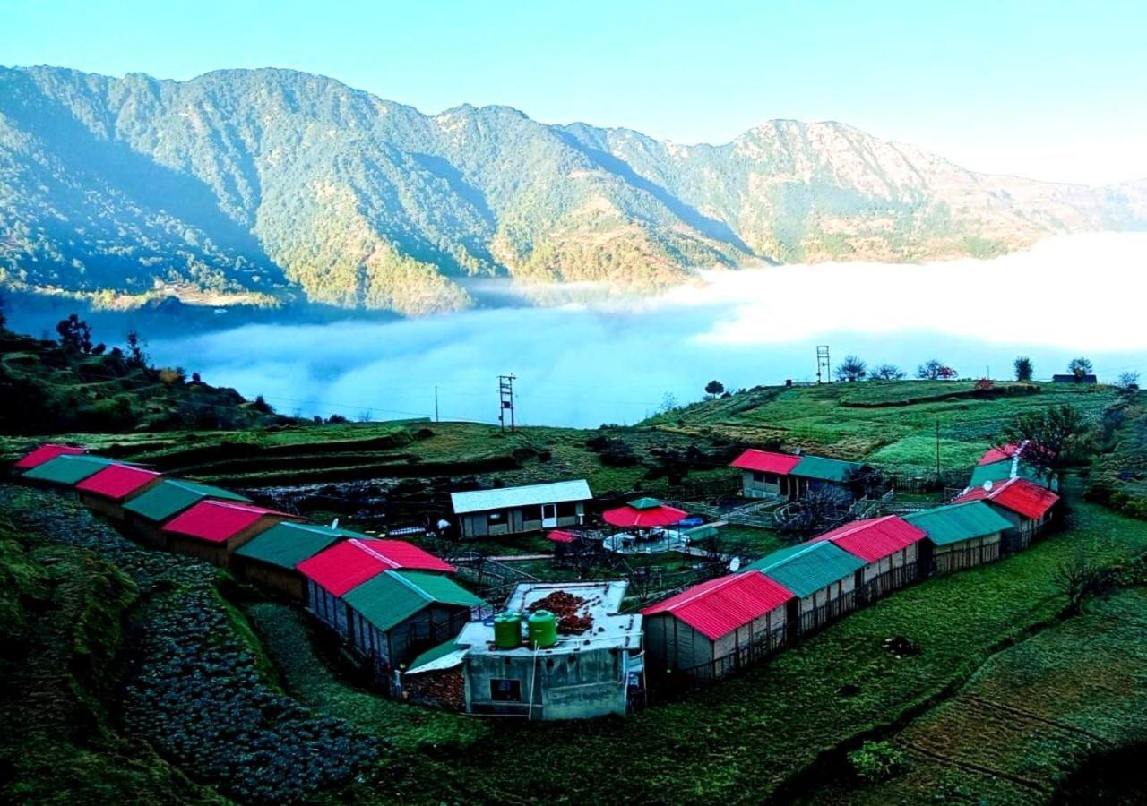 Bamboo Junction Resort - Kanatal, Valley & Mountain View Dhanaulti Esterno foto