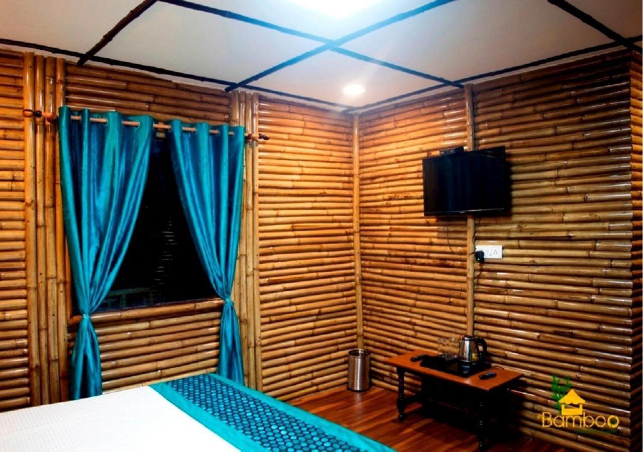 Bamboo Junction Resort - Kanatal, Valley & Mountain View Dhanaulti Esterno foto