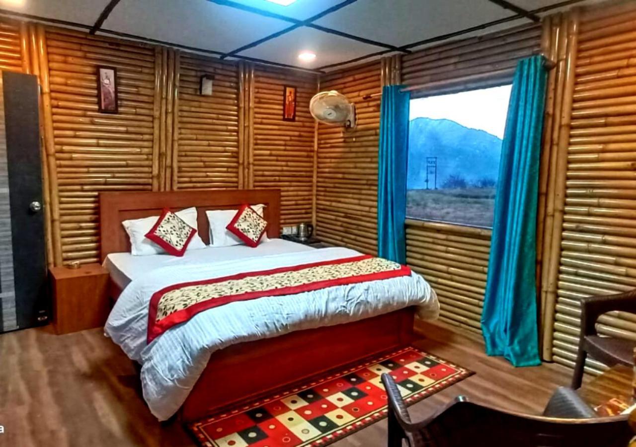 Bamboo Junction Resort - Kanatal, Valley & Mountain View Dhanaulti Esterno foto