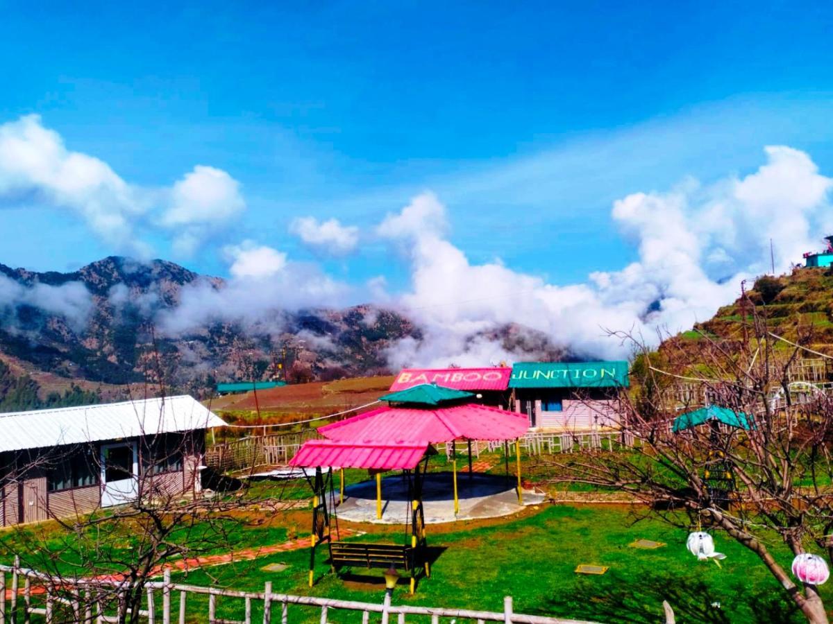Bamboo Junction Resort - Kanatal, Valley & Mountain View Dhanaulti Esterno foto