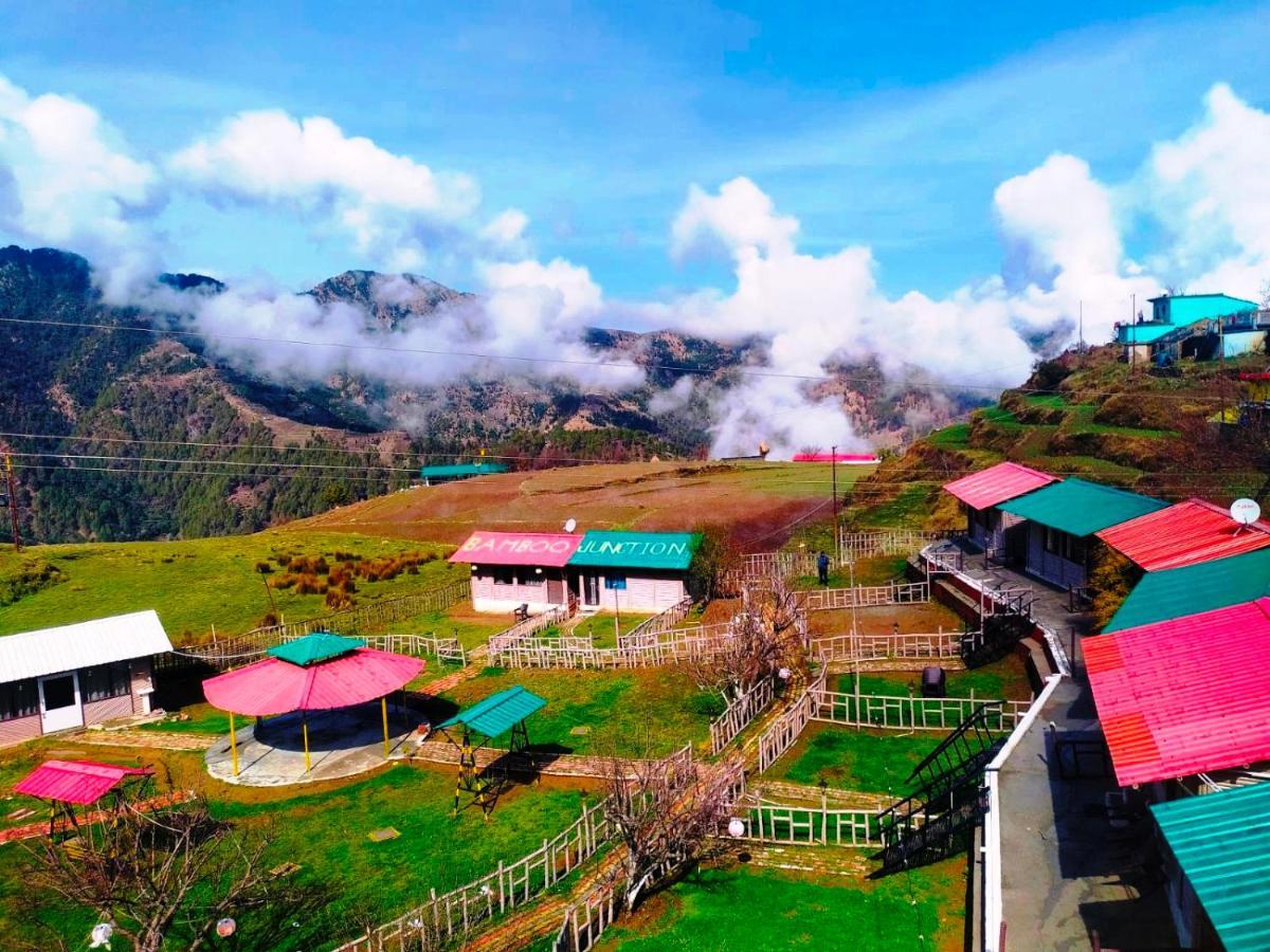 Bamboo Junction Resort - Kanatal, Valley & Mountain View Dhanaulti Esterno foto